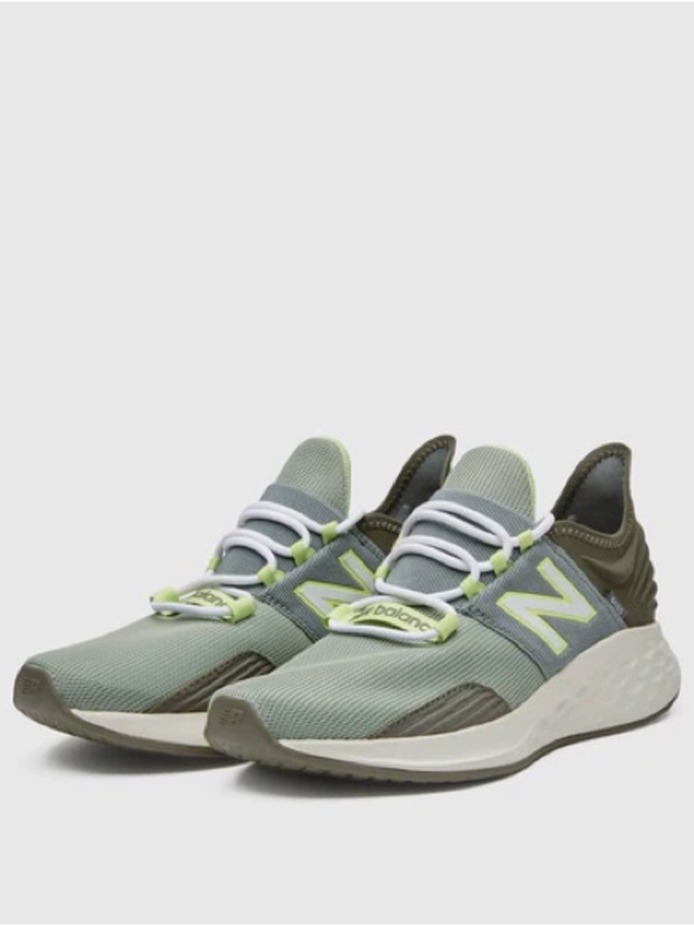 New Balance unisex shoes